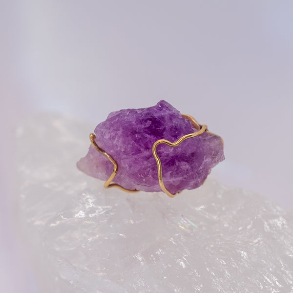 Quetzalli Jewelry Hackmanite XL End