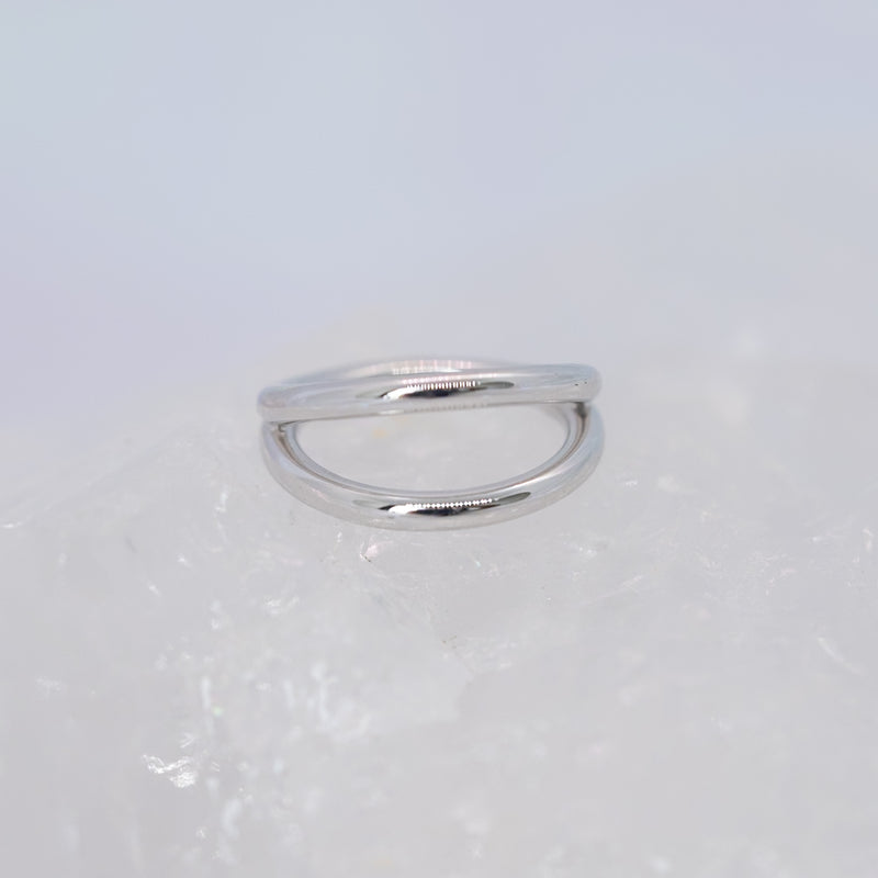 BVLA Illusion Ring (Seam Ring) - Orientation: Helix Piercing